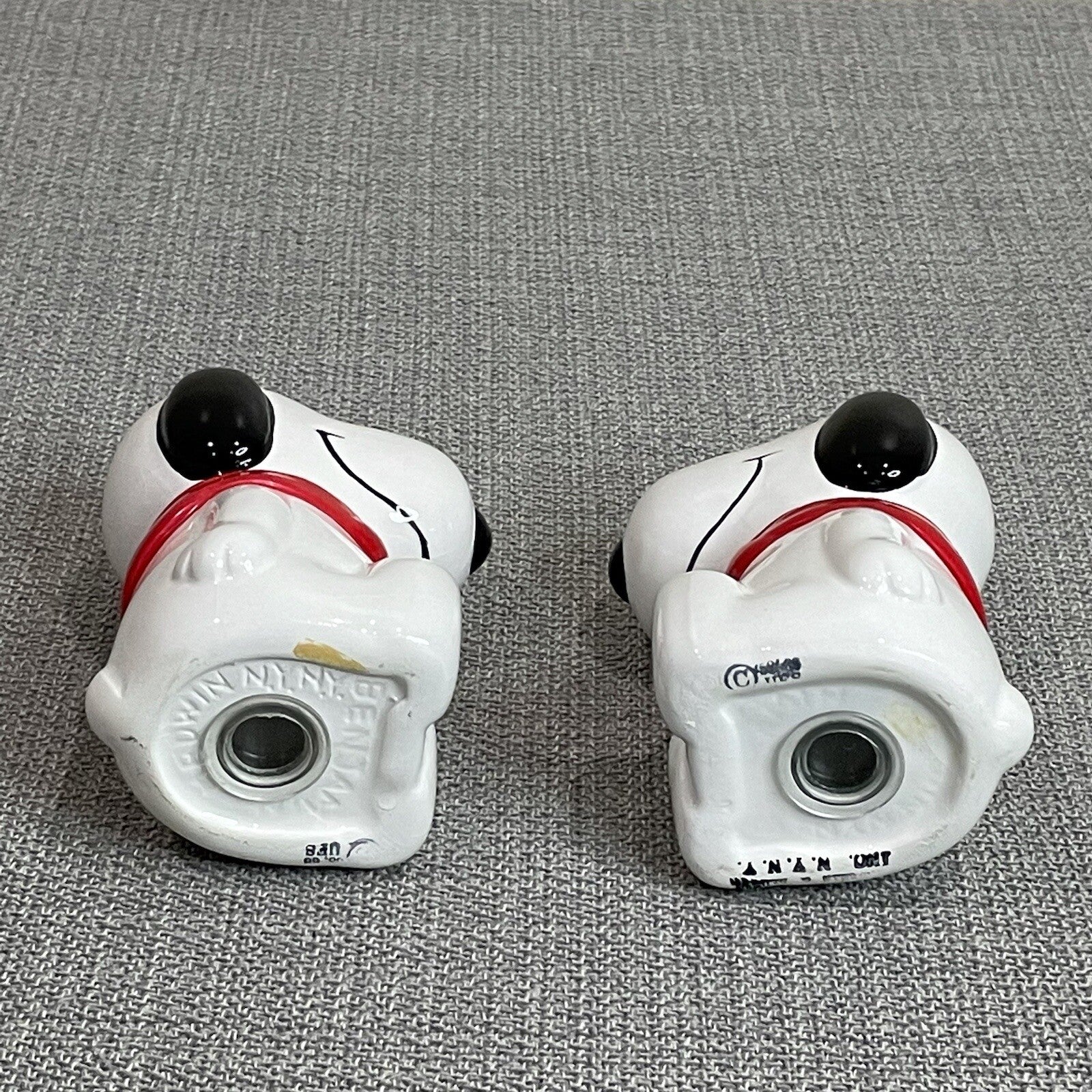 Benjamin & Medwin NY Peanuts Snoopy Decorative Ceramic Salt and Pepper Shakers