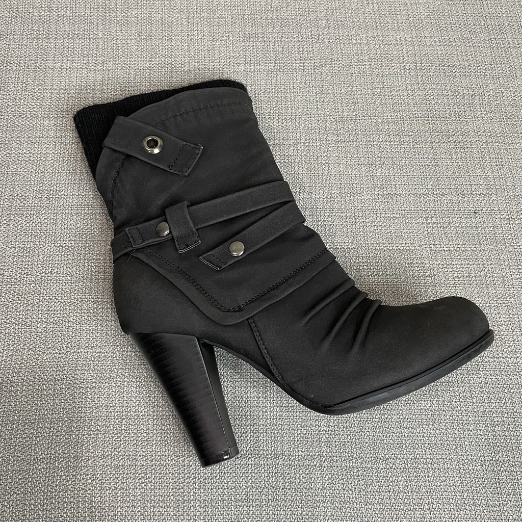De Blossom Collection "Dove" Women's (Size 6) Black Heeled Boots