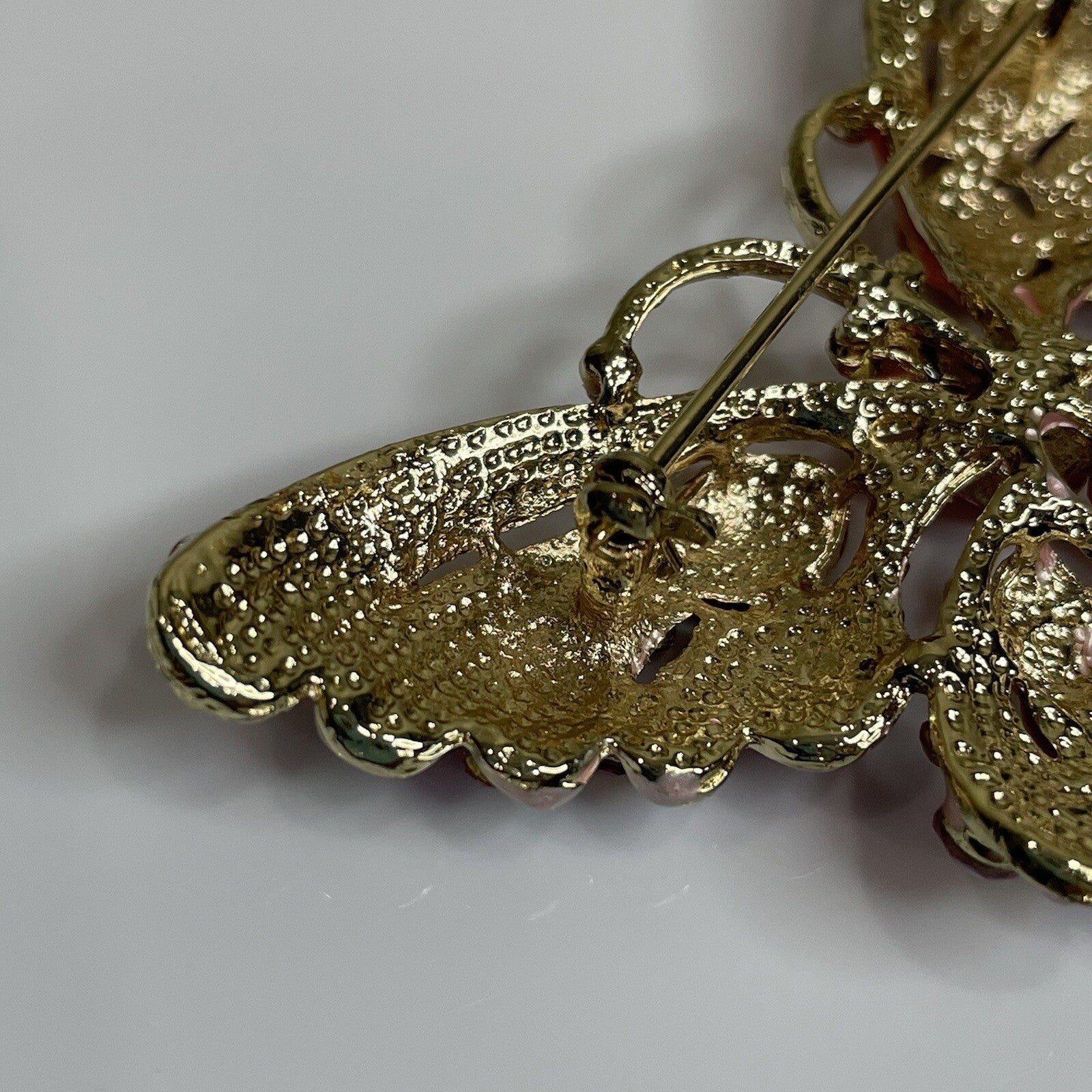 Women's Fashion Jewelry - Pins & Brooches - Pink Sparkle Butterfly