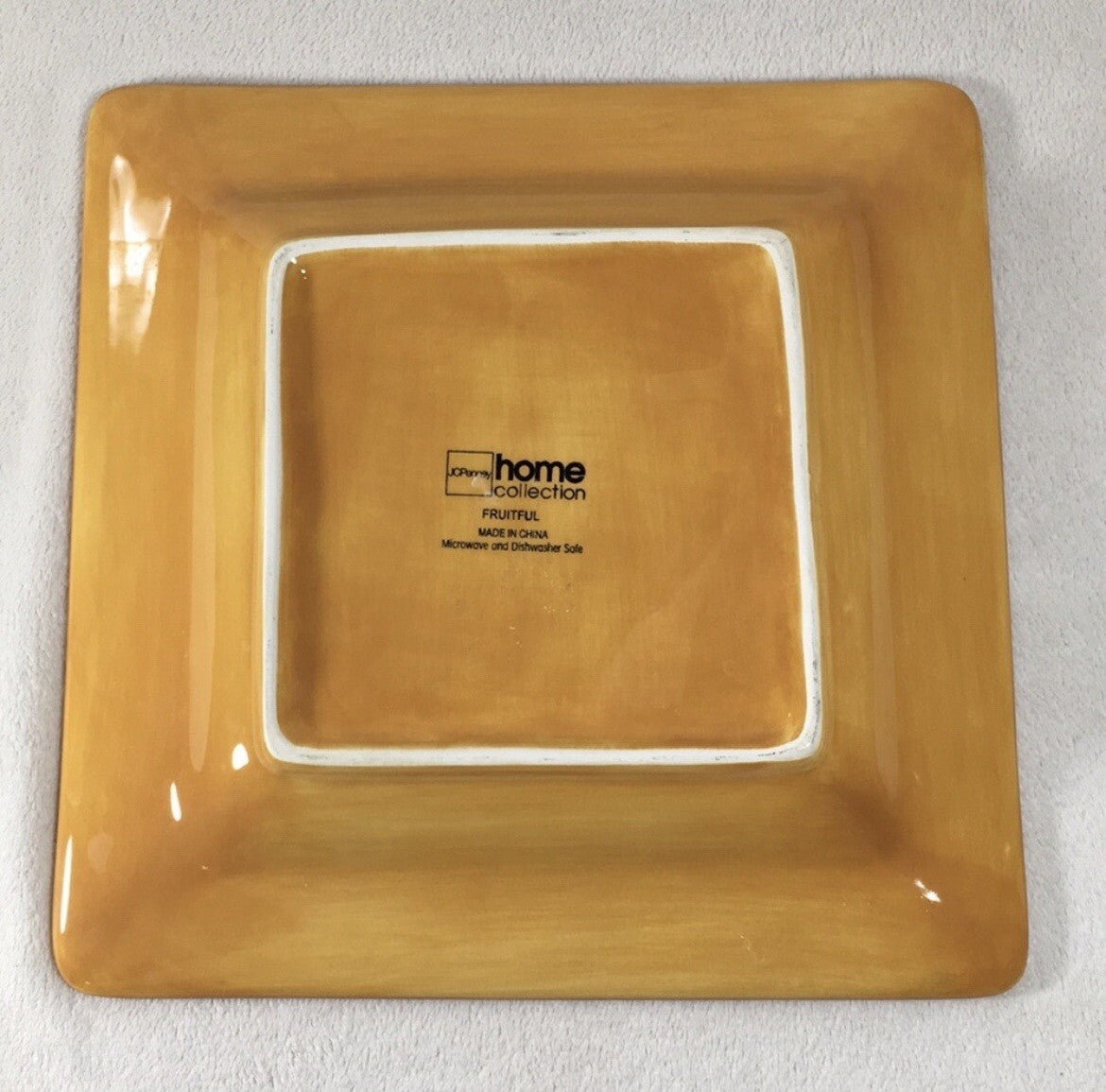 JC Penney Home Collection (Fruitful) Fruit Print Decorative Serving Plate