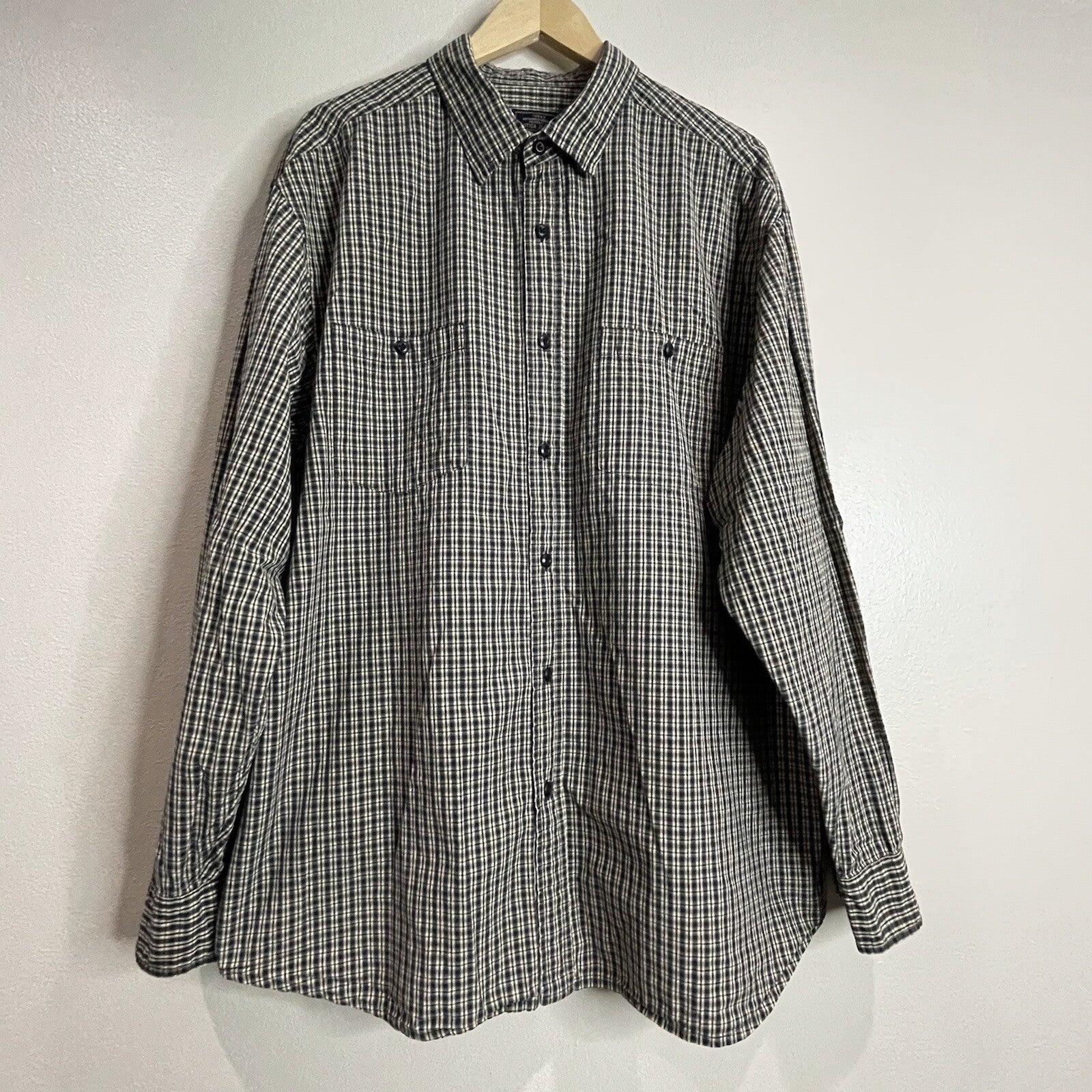 Nautica Jeans Co. Men's XXL (2XL) Black Tan Plaid Long Sleeve Button Up Shirt