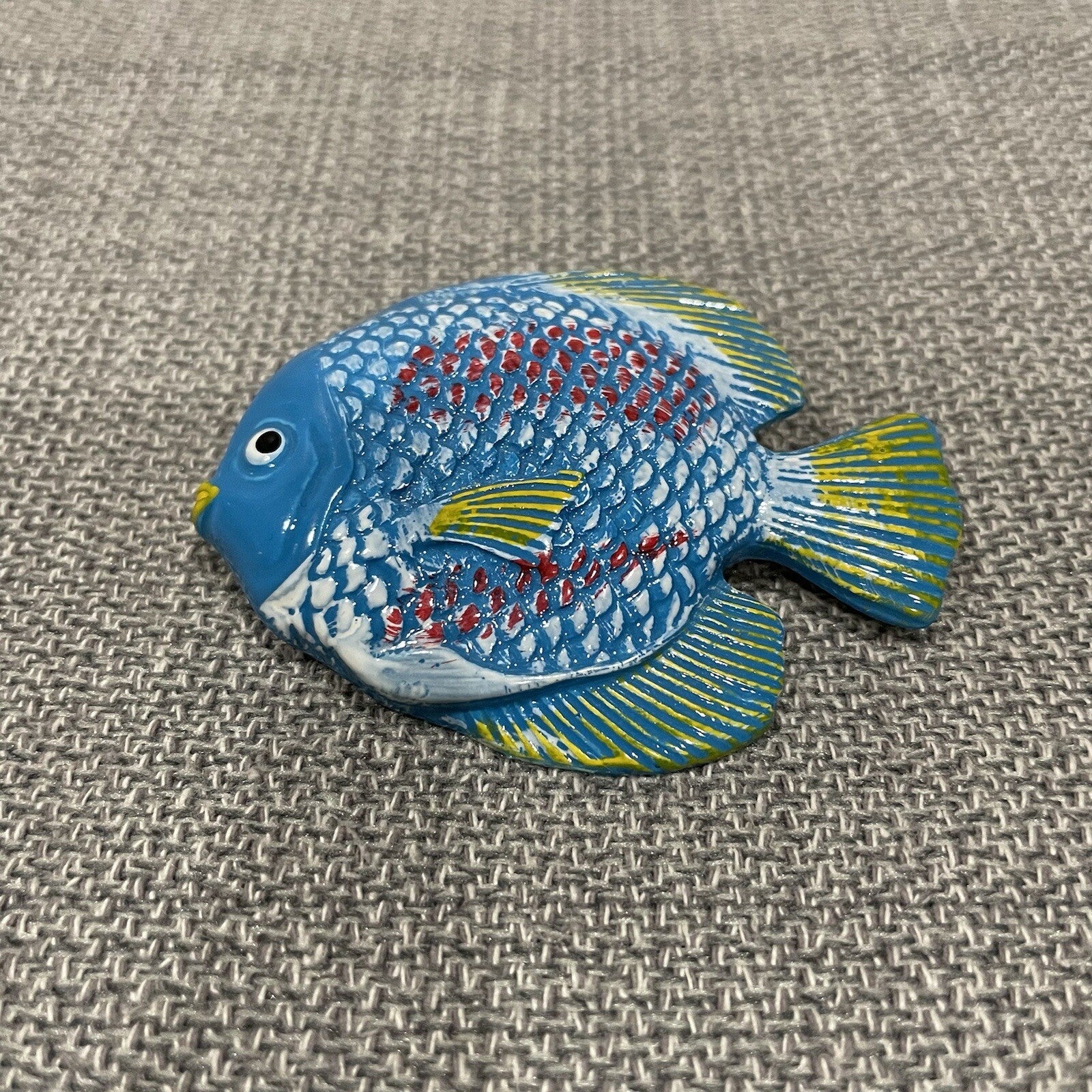 Women's Fashion Jewelry - Pins & Brooches - Colorful Detailed Textured Fish