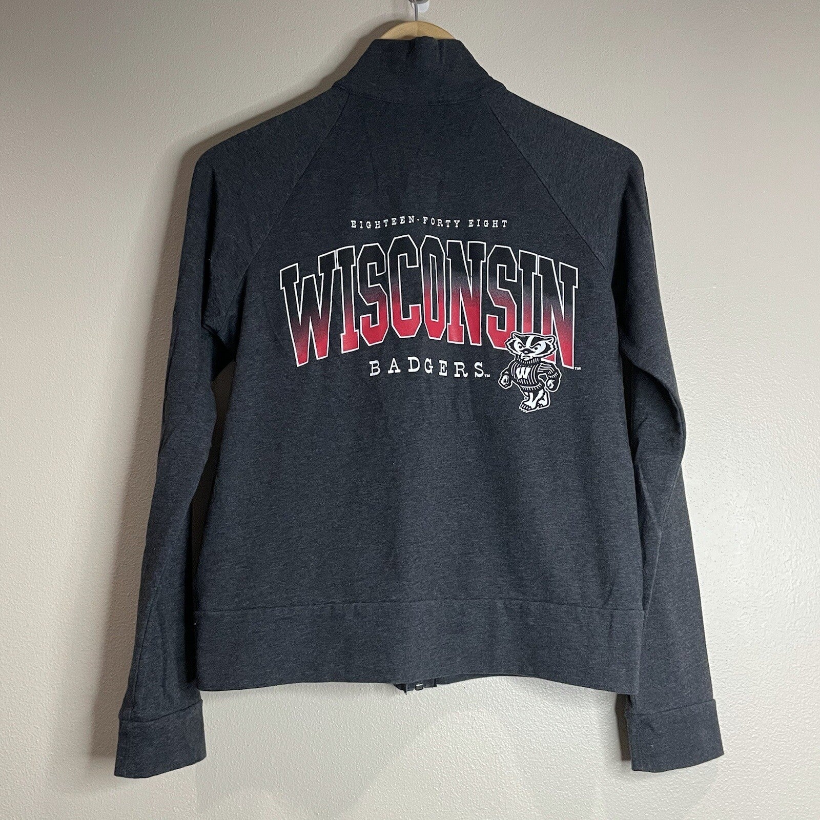Boxercraft Women's Small Wisconsin Badgers Gray Lightweight Logo Sweater Jacket