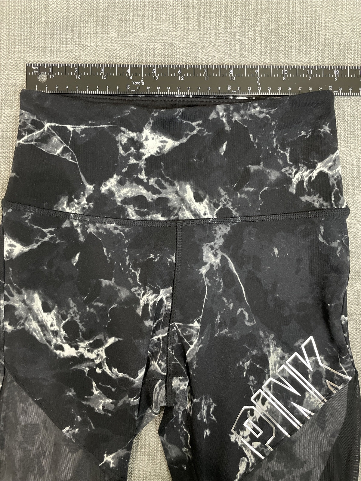 Pink Victoria's Secret Ultimate Women's Small Black White Marble Cropped Legging