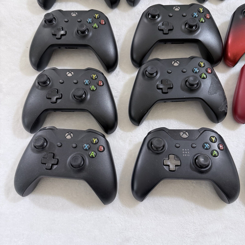 Lot of 16 Microsoft Xbox One Wireless XB1 Controllers As Is - Untested