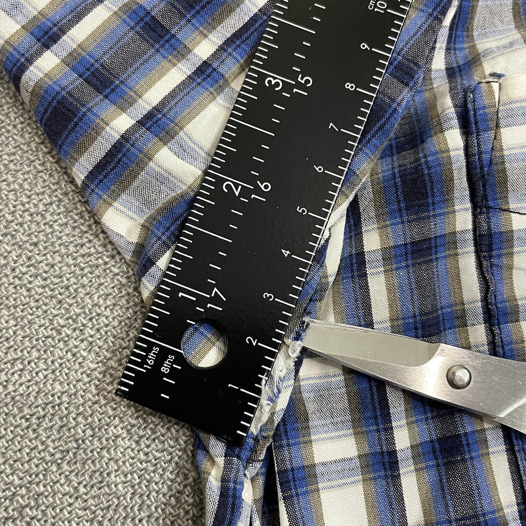 Rugged Wear Hunters Peak Men's Size M Plaid Short Sleeve Button Up Shirt