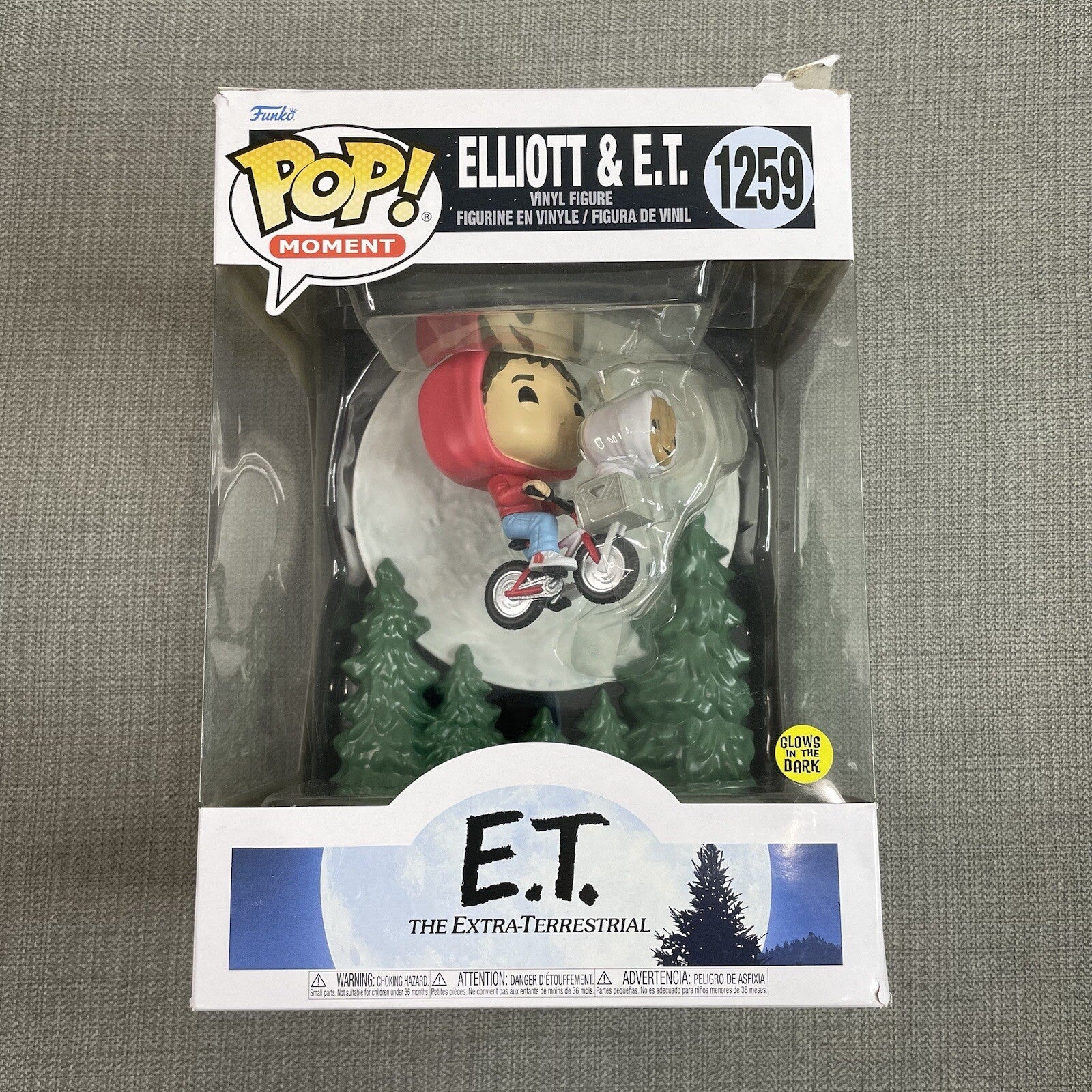 Funko Pop Moment - Elliott & E.T. The Extra-Terrestrial (1259) Figure (TORN BOX)