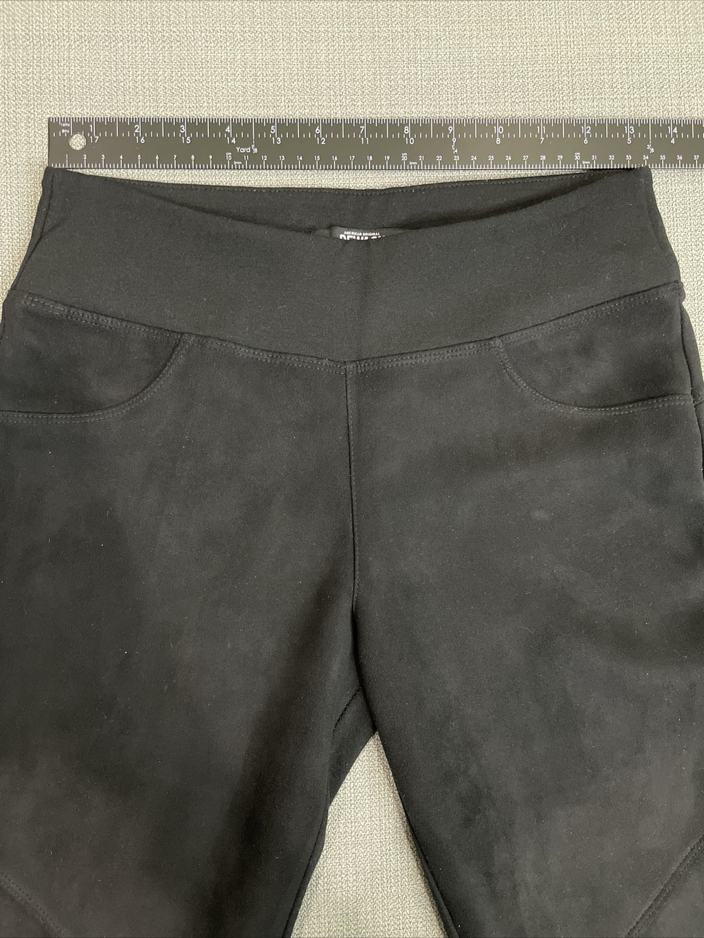 American Original Rewash Brand Women’s Pull-On Black Cropped Leggings Size M