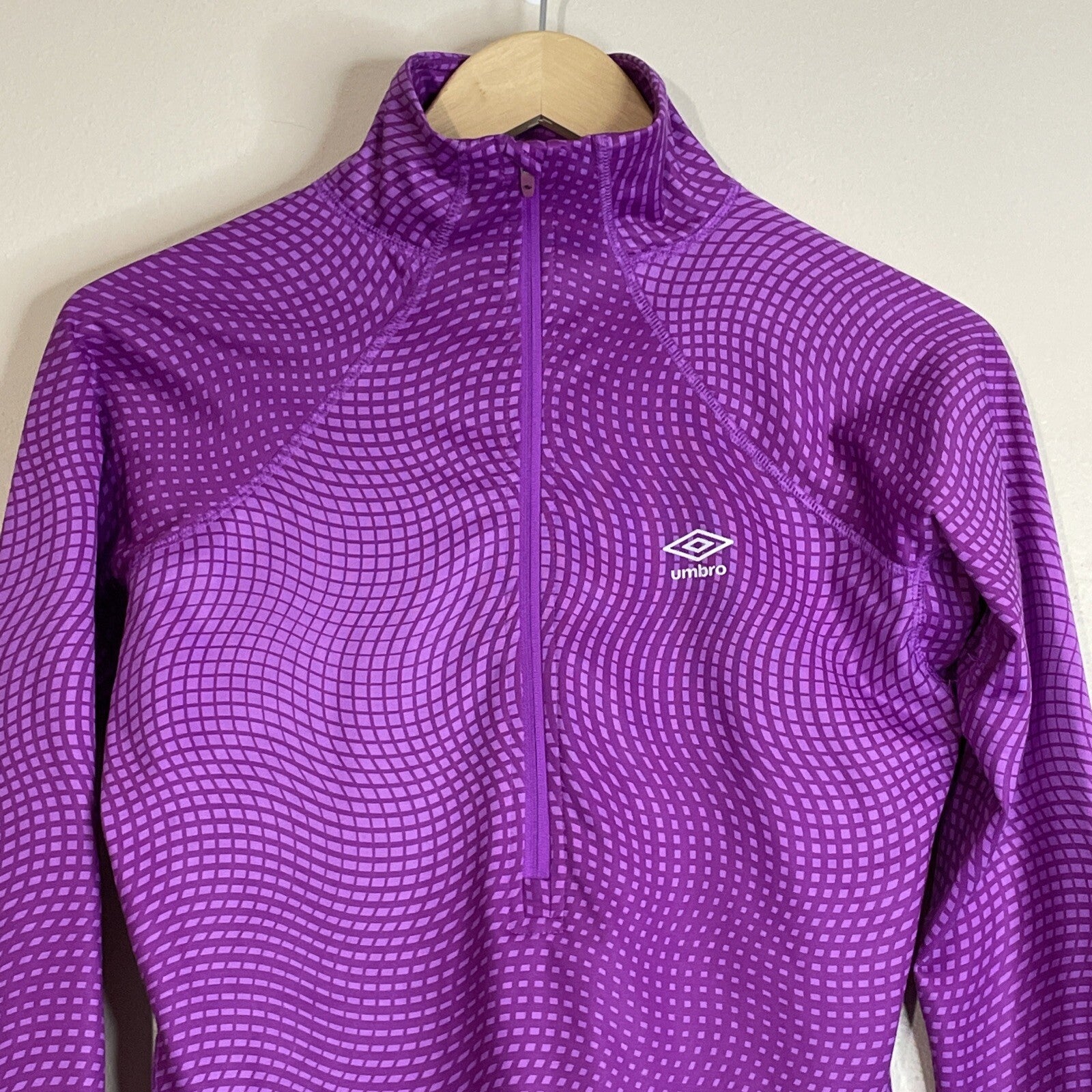Umbro Women's Size S Purple Long Sleeve Half Zip Athletic Workout Top Pullover2