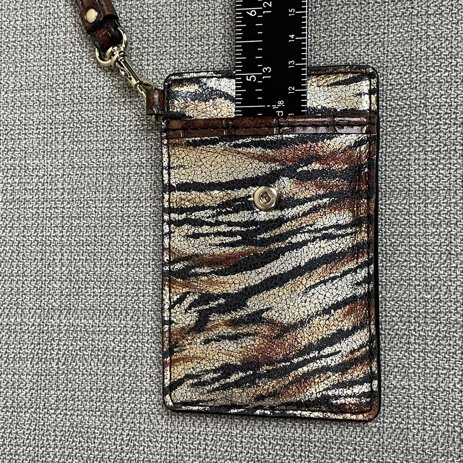 Dana Buchman Woman's Tiger Gold ID Card Case Holder Wristlet9