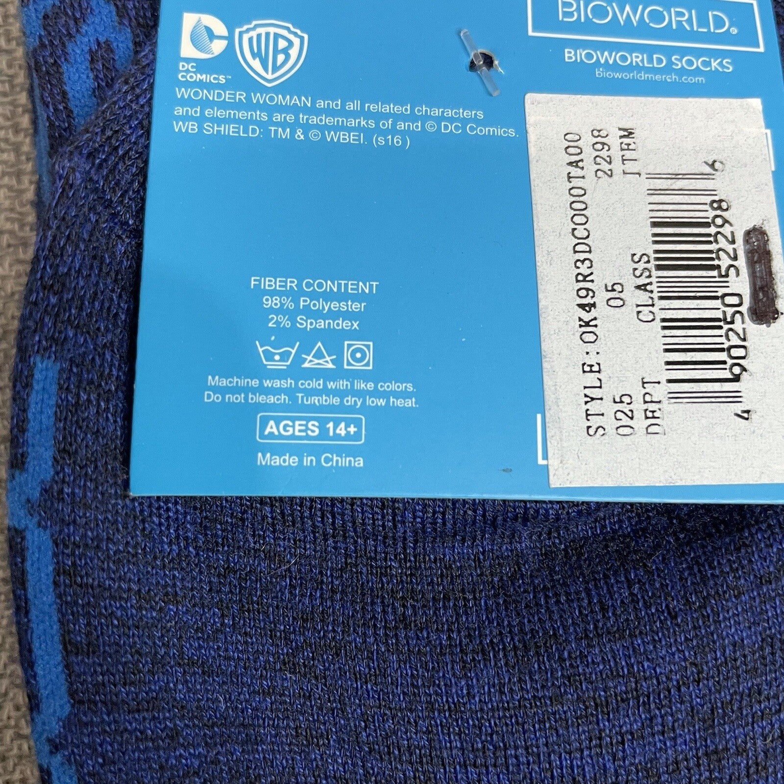 NWT Bioworld Wonder Woman Blue Logo Thigh High Novelty Socks Shoe Sizes 5-106